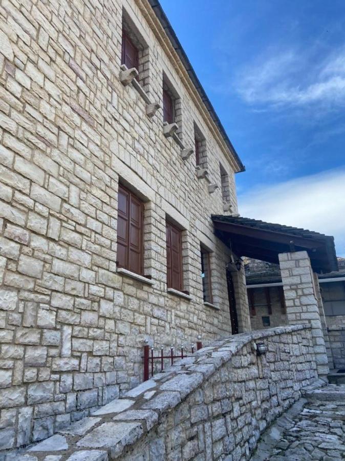 Αρχοντικό Βογιάρου Hotel Kalarrites Exterior photo
